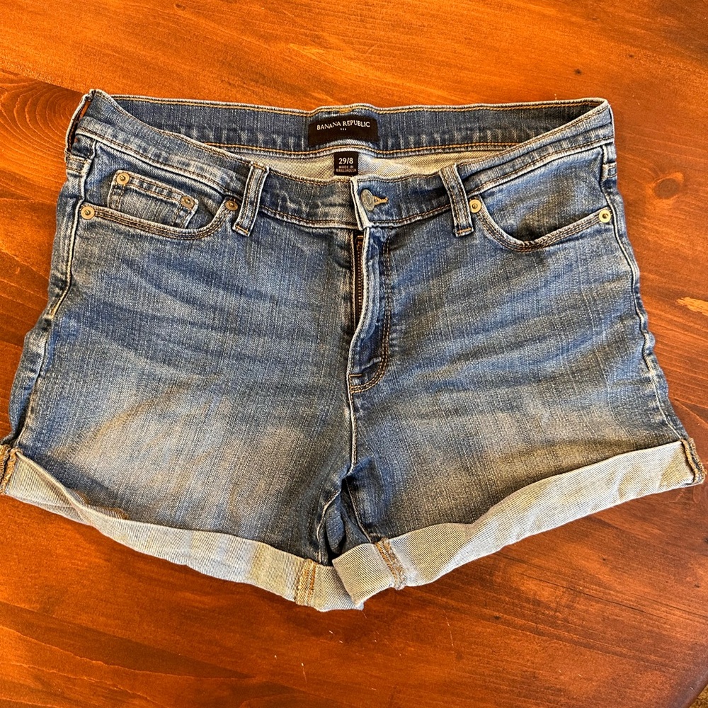 Banana republic factory size 8 denim jean shorts